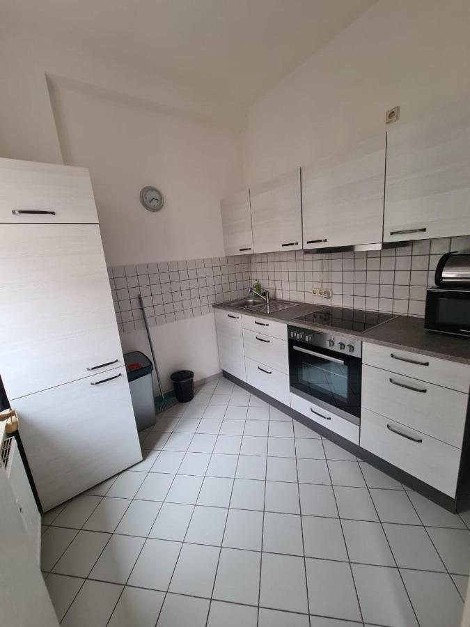 Flex Aparts - 2-Raum Wohnung In Zwickau Mit Balkon Buitenkant foto