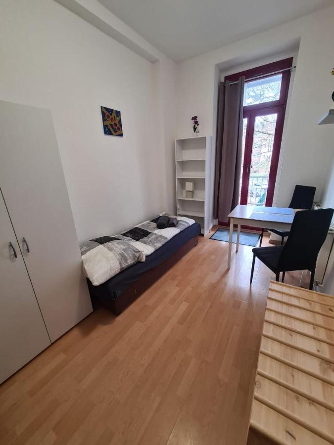 Flex Aparts - 2-Raum Wohnung In Zwickau Mit Balkon Buitenkant foto